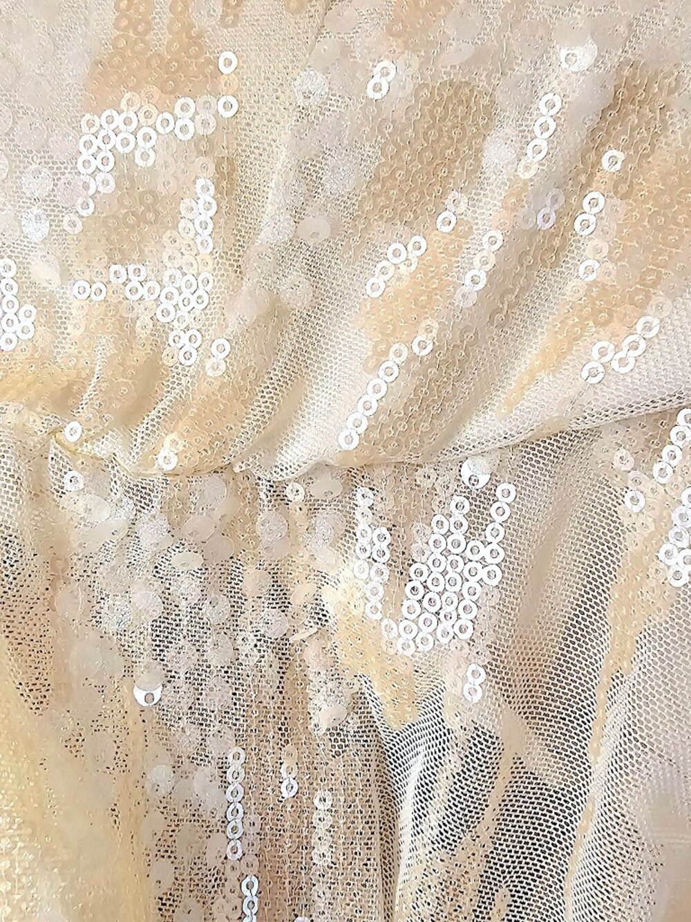 Stunning NWT Torrid Sequin Ruffle Flyaway Cami, Size 1X - Picture 7 of 9